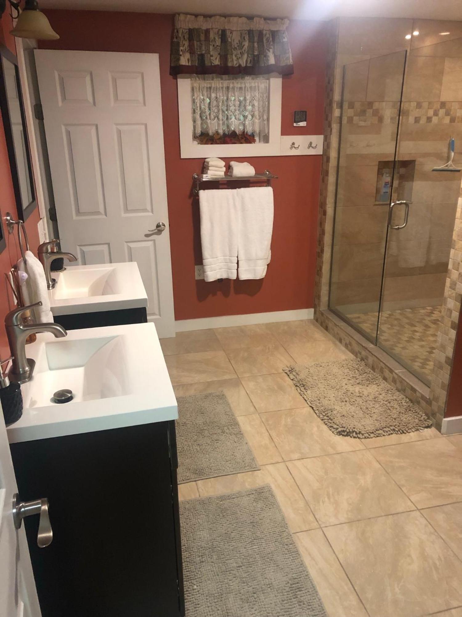 Plush Garden Level Apartment Near Stowe Morristown Екстериор снимка