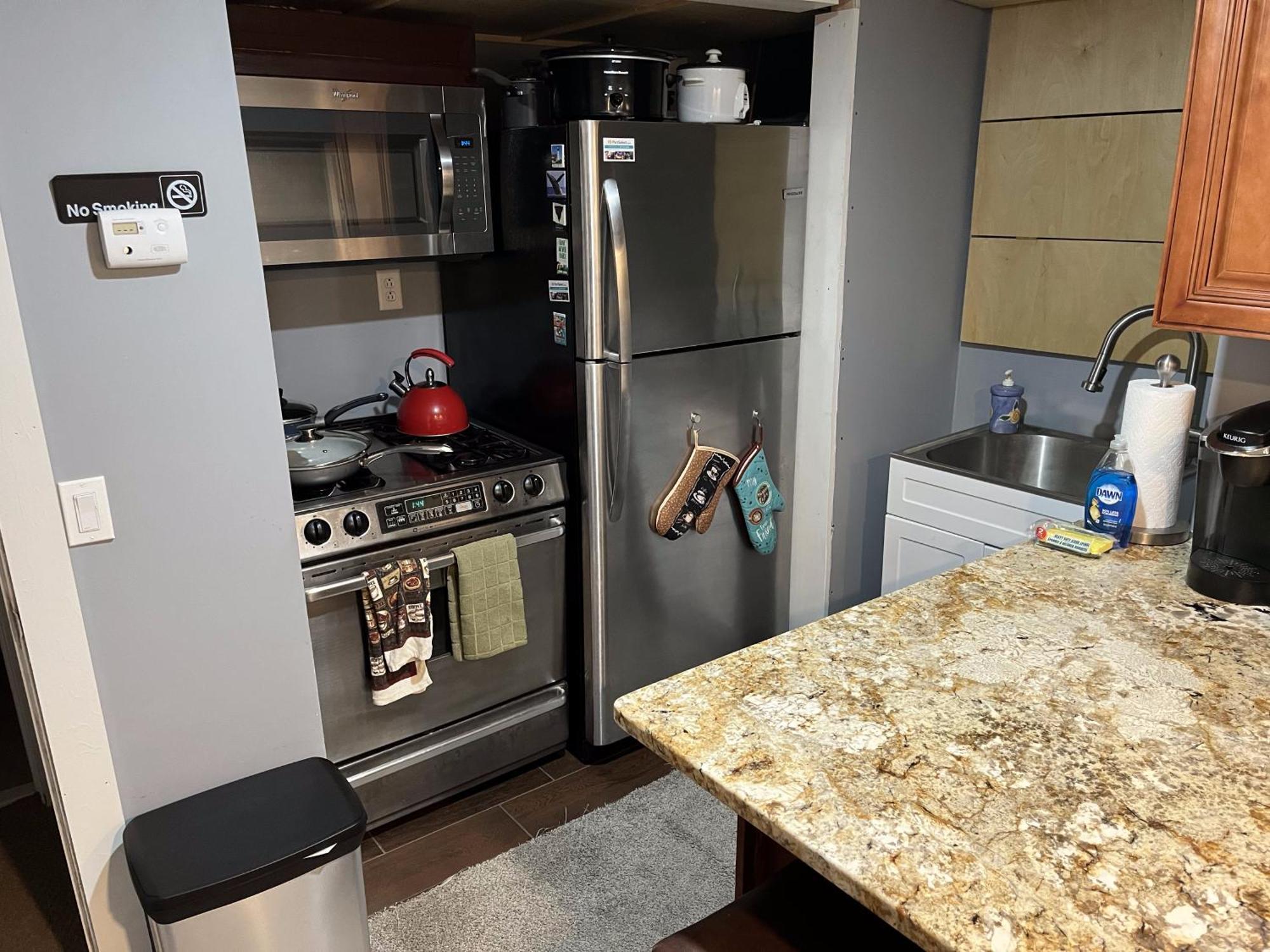 Plush Garden Level Apartment Near Stowe Morristown Екстериор снимка