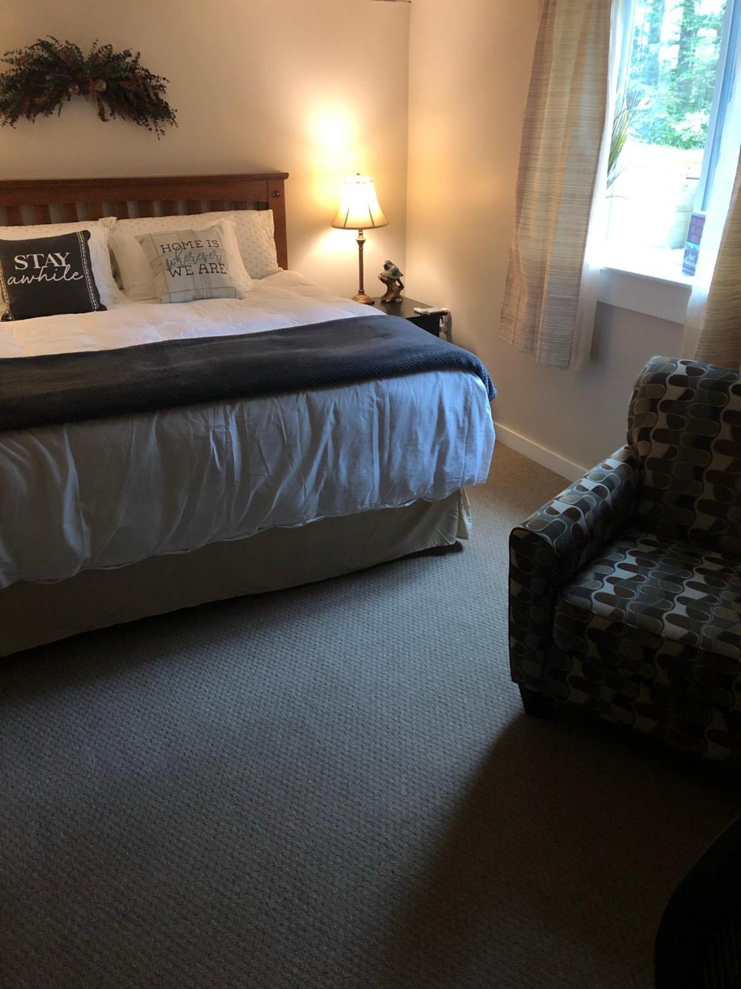Plush Garden Level Apartment Near Stowe Morristown Екстериор снимка